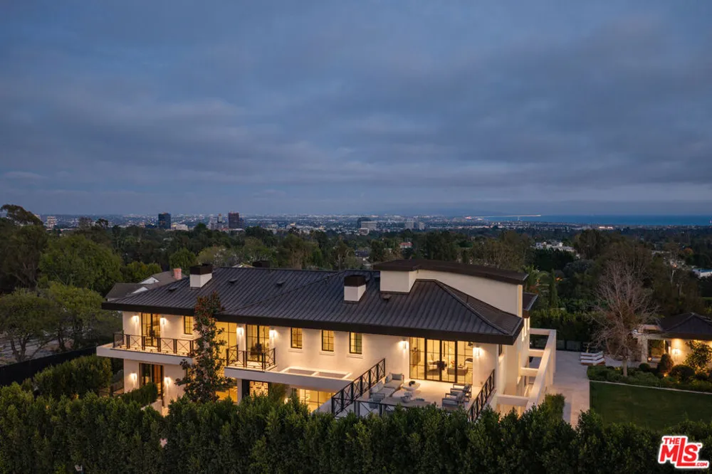 721 Bonhill Road Los Angeles, CA 90049