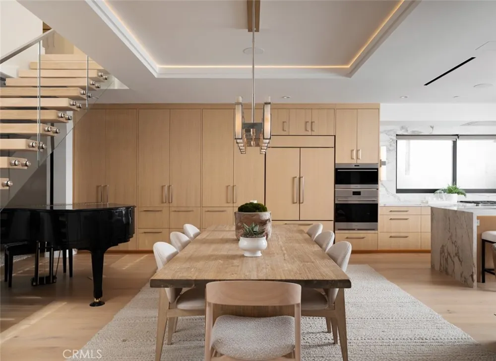 642 Via Lido Nord Newport Beach, CA 92663