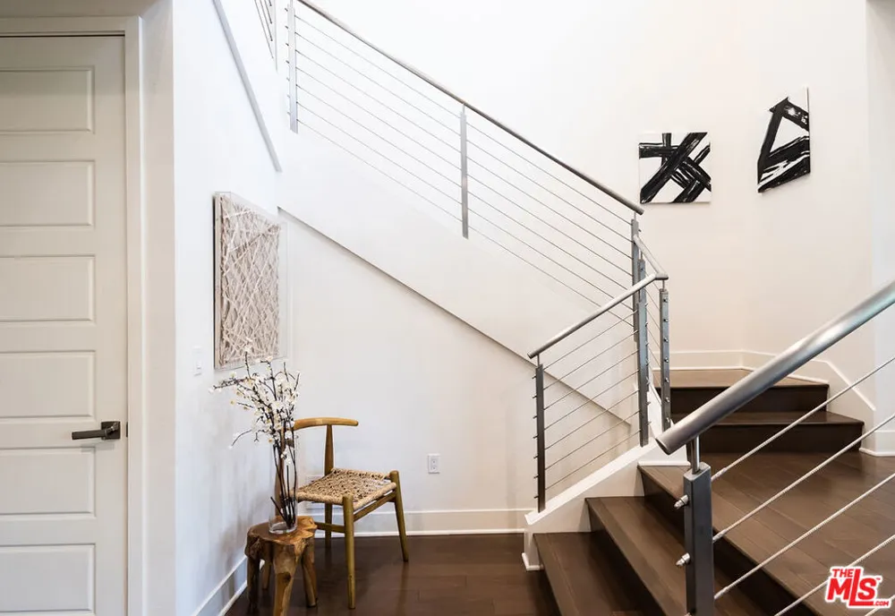 12658 Sandhill Lane #1 Playa Vista, CA 90094