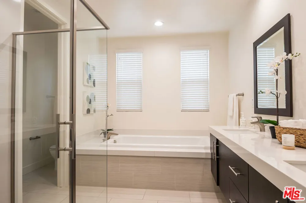 12658 Sandhill Lane #1 Playa Vista, CA 90094