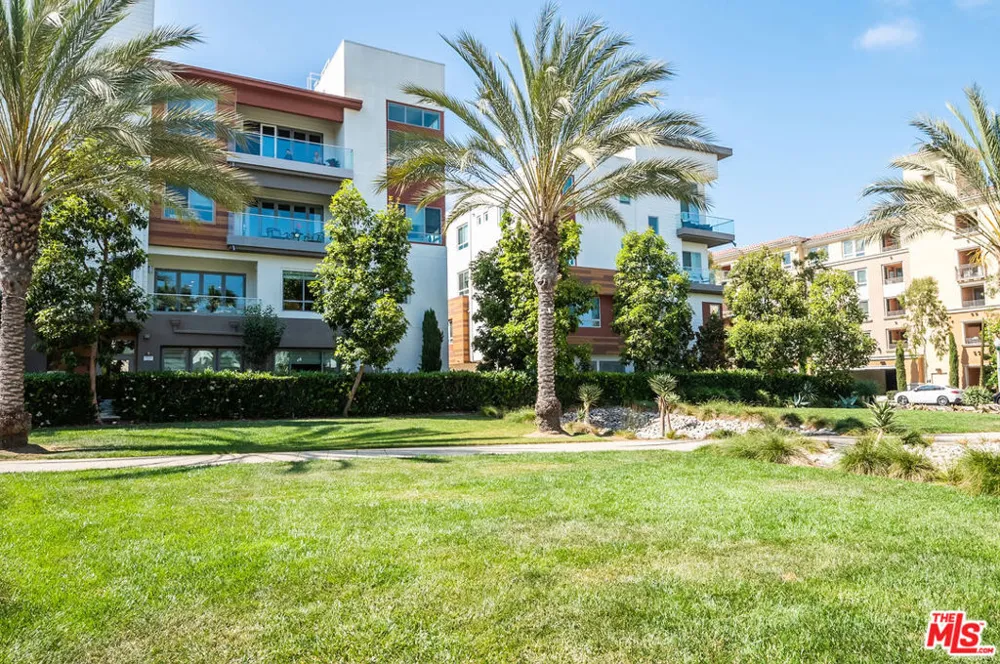 12658 Sandhill Lane #1 Playa Vista, CA 90094