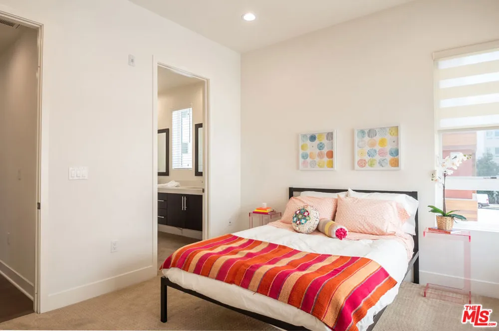 12658 Sandhill Lane #1 Playa Vista, CA 90094