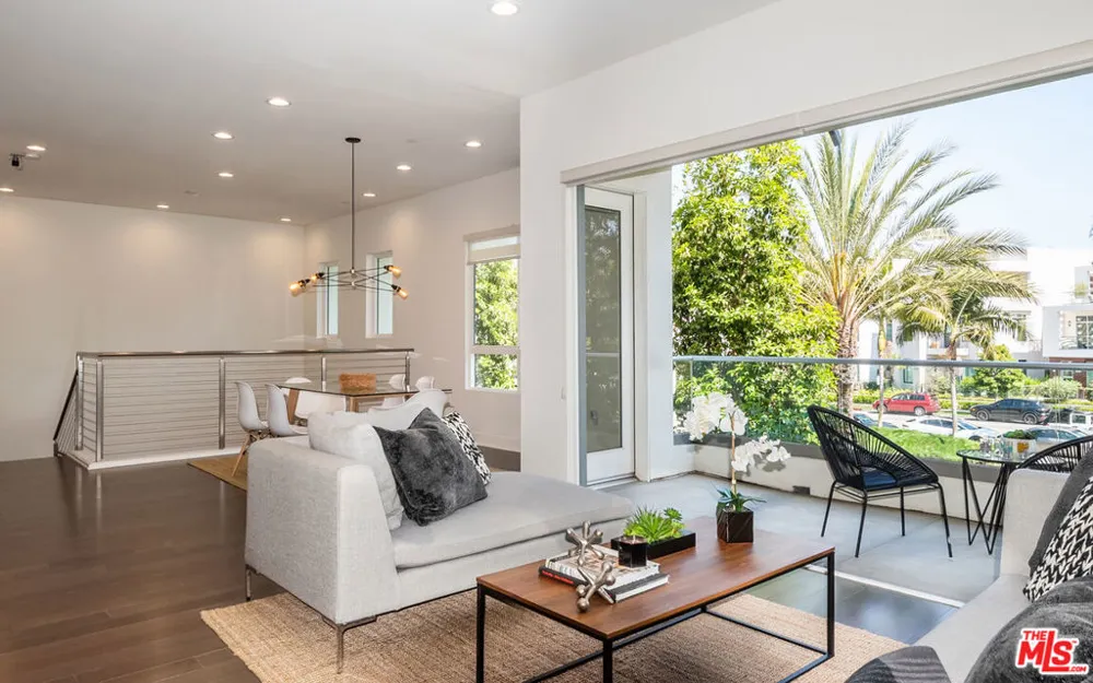 12658 Sandhill Lane #1 Playa Vista, CA 90094