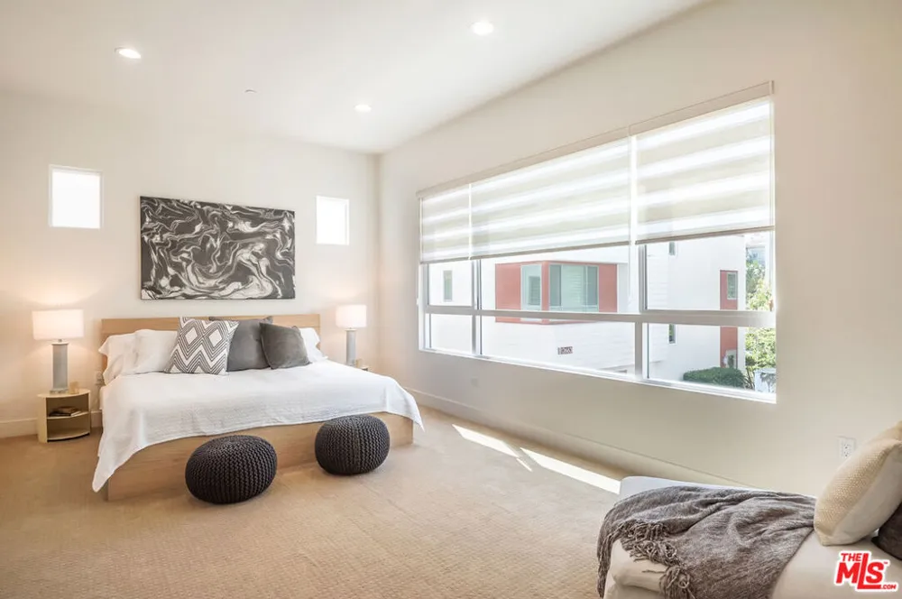 12658 Sandhill Lane #1 Playa Vista, CA 90094