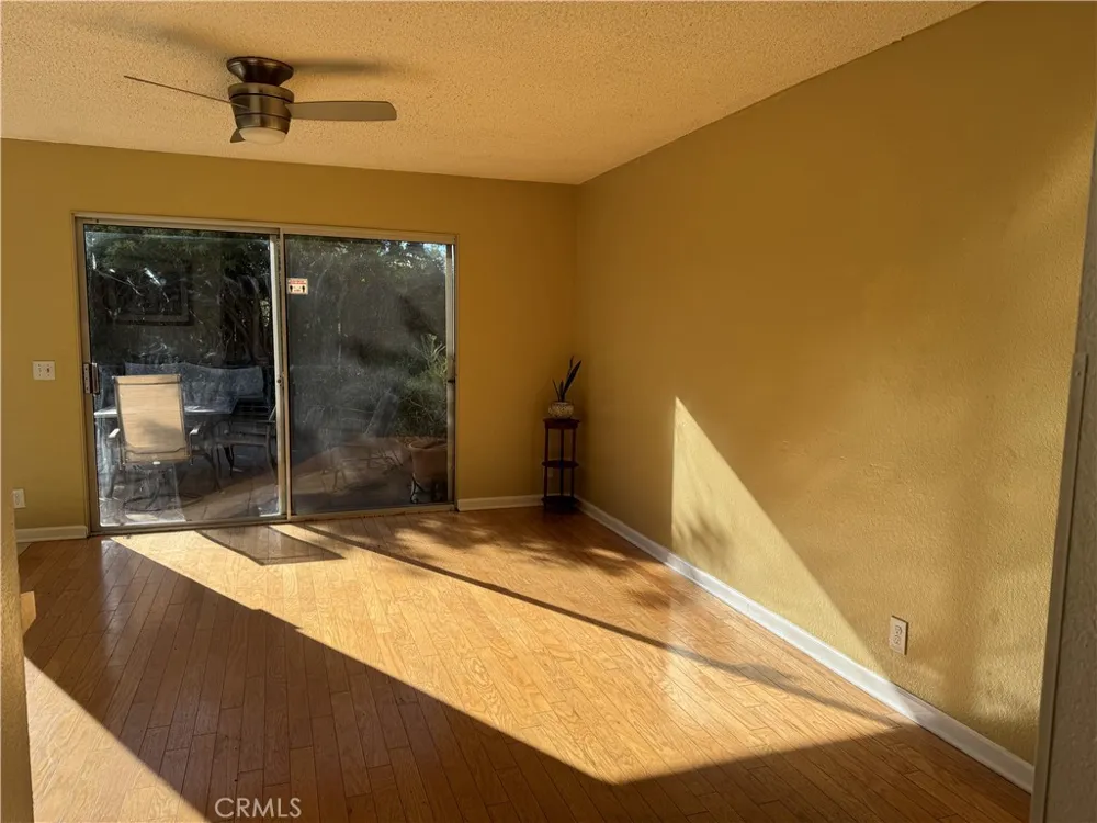6217 Anastasia Simi Valley, CA 93063