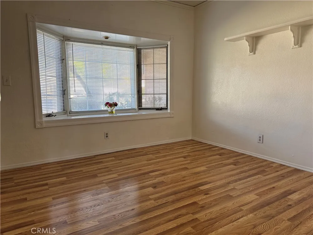 6217 Anastasia Simi Valley, CA 93063