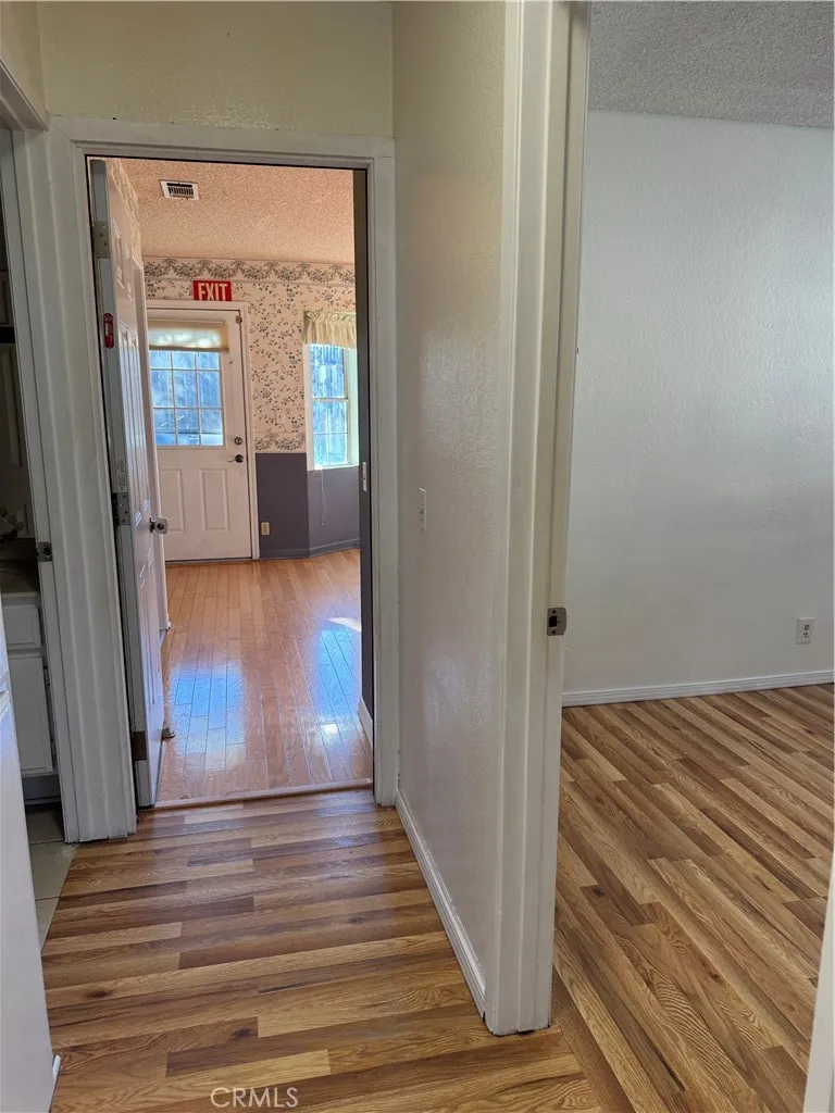 6217 Anastasia Simi Valley, CA 93063