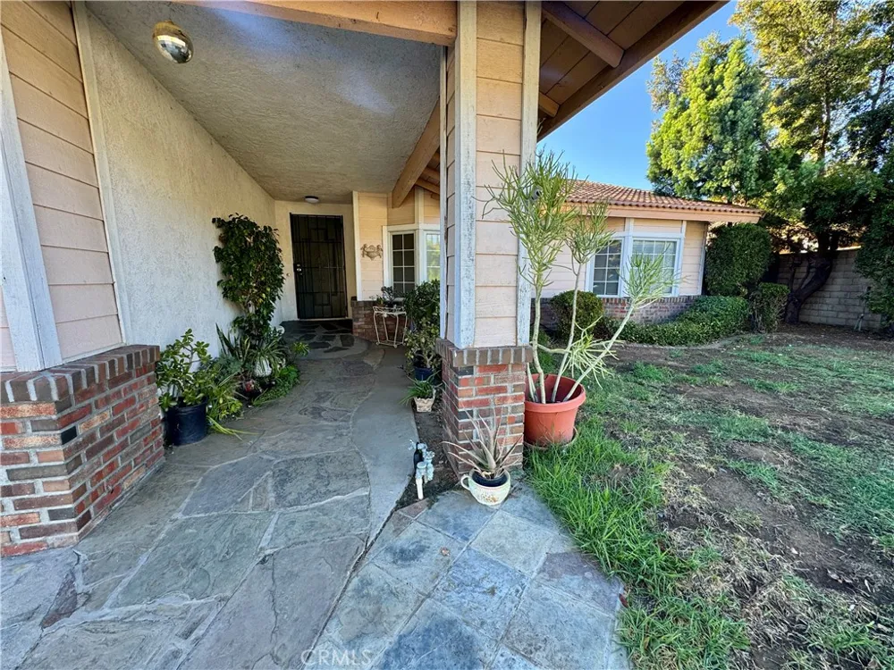 6217 Anastasia Simi Valley, CA 93063
