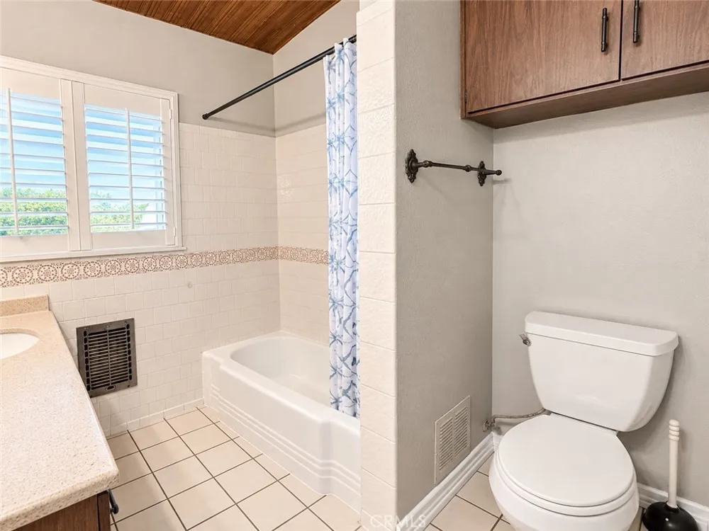 2025 E Idahome Street West Covina, CA 91791