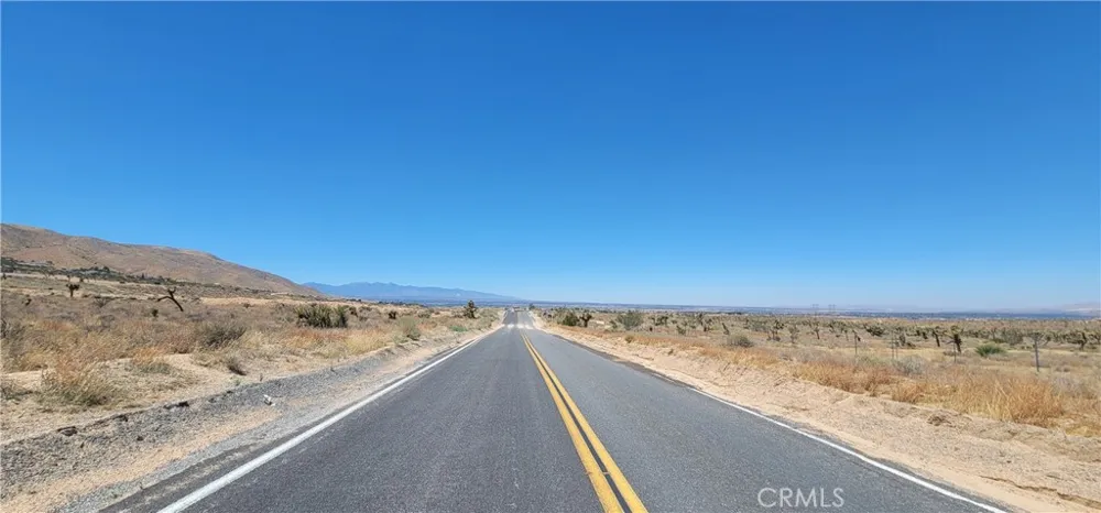 23854 Ocotillo Apple Valley, CA 92308