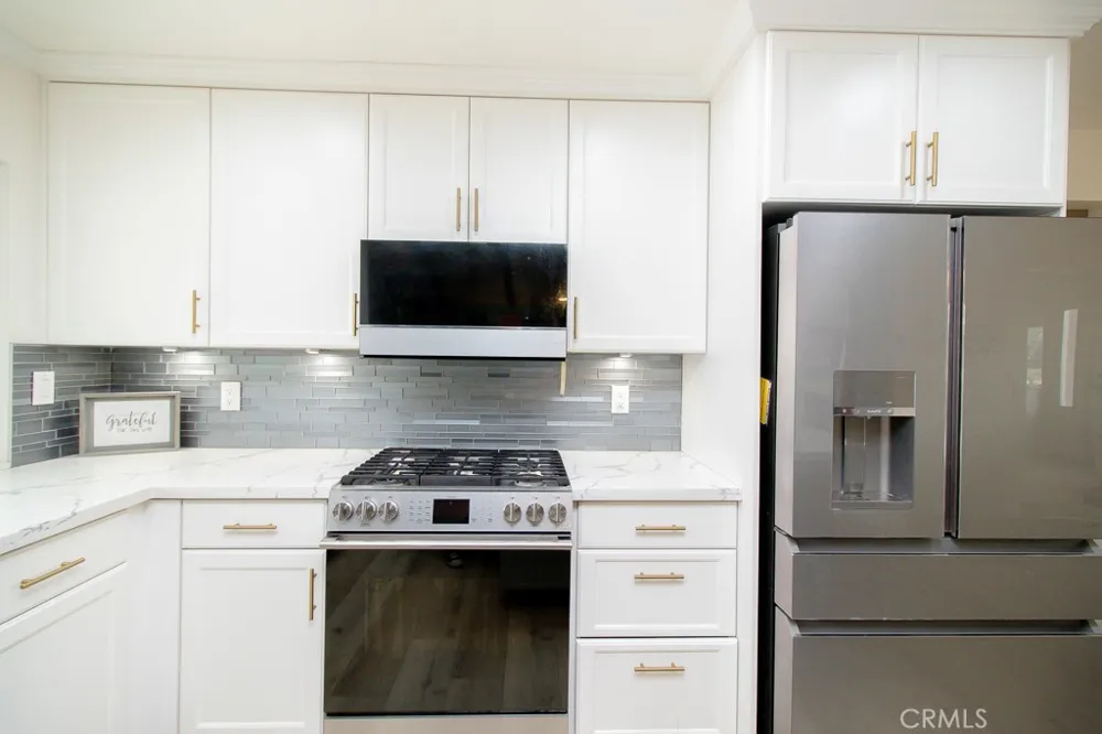20376 Tonawanda Apple Valley, CA 92307