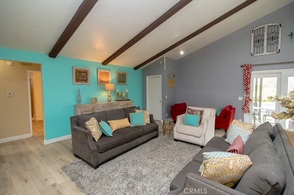 20376 Tonawanda Apple Valley, CA 92307