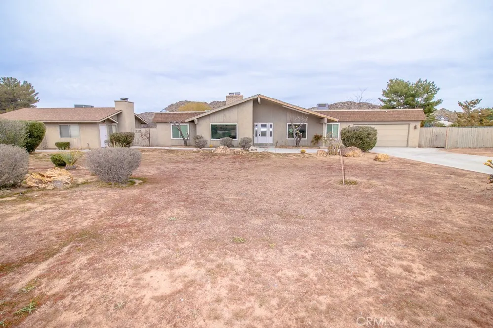 20376 Tonawanda Apple Valley, CA 92307
