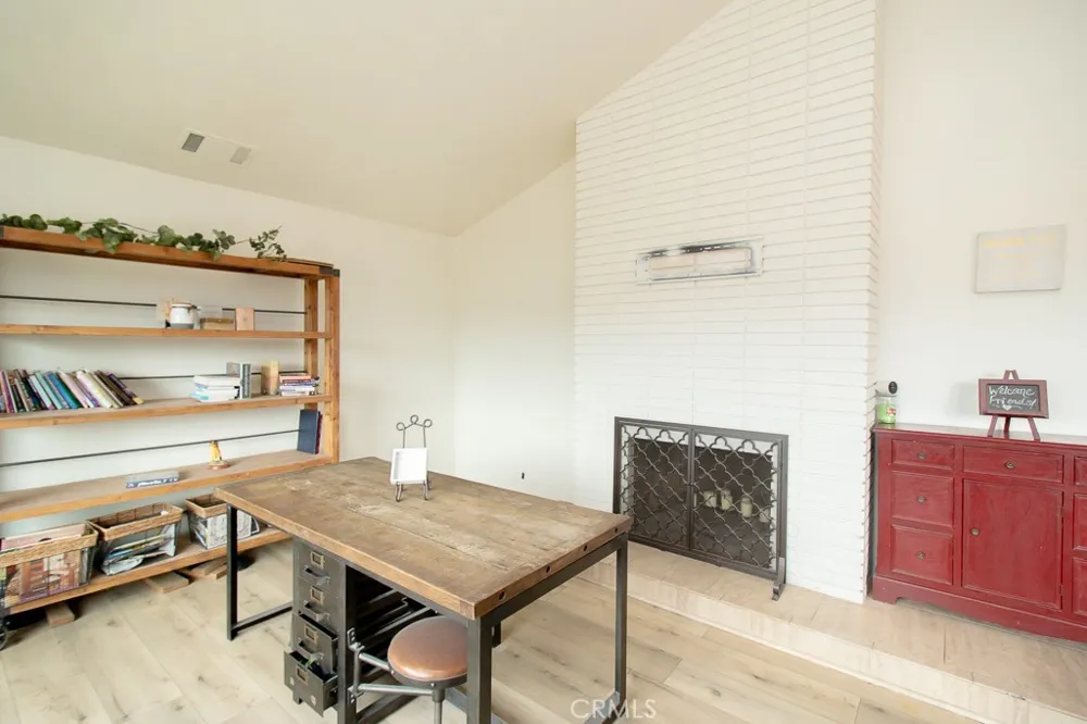 20376 Tonawanda Apple Valley, CA 92307