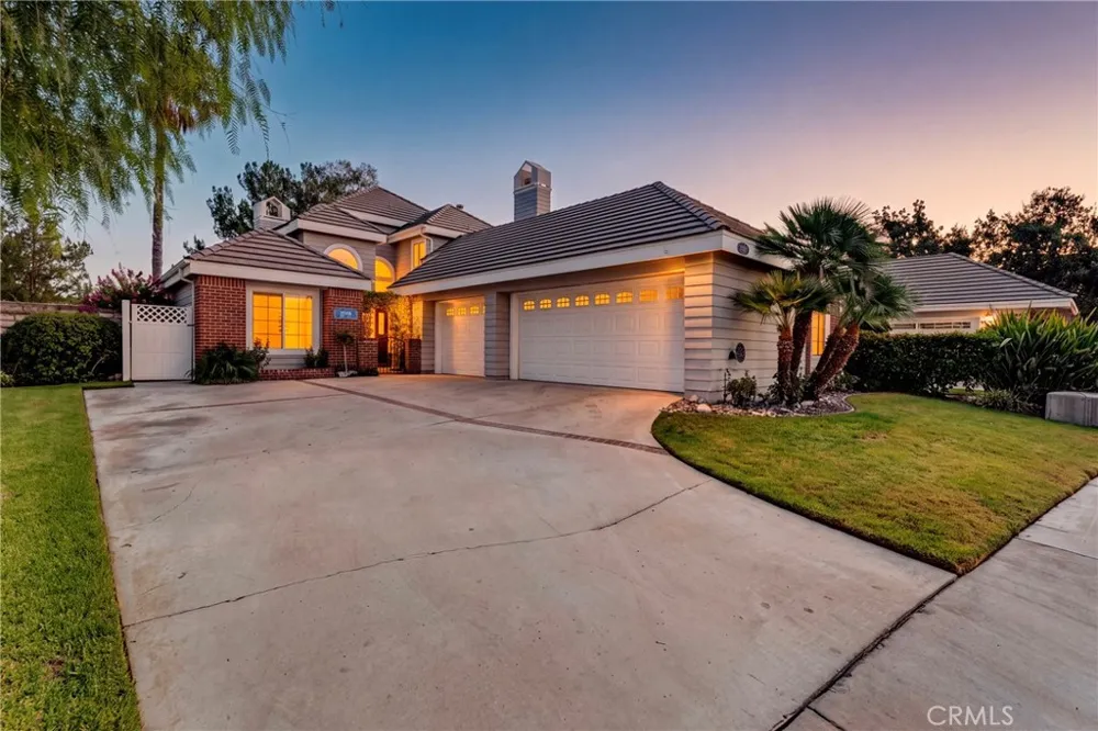 25906 Bellis Drive Valencia, CA 91355