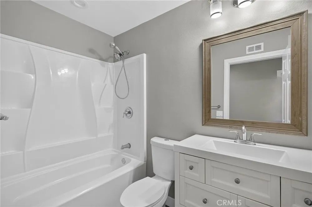 25906 Bellis Drive Valencia, CA 91355