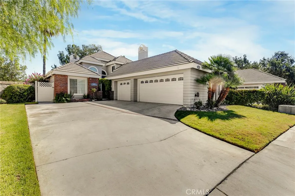 25906 Bellis Drive Valencia, CA 91355