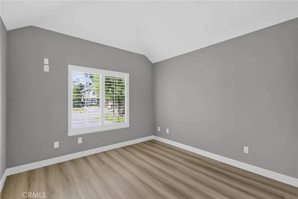 25906 Bellis Drive Valencia, CA 91355