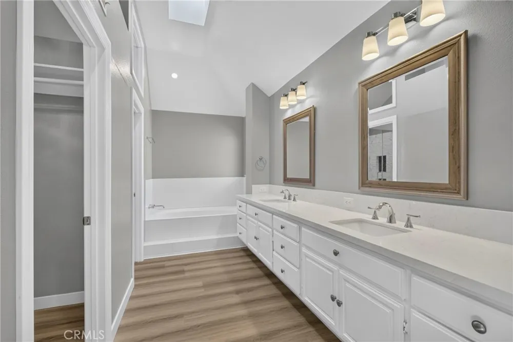 25906 Bellis Drive Valencia, CA 91355