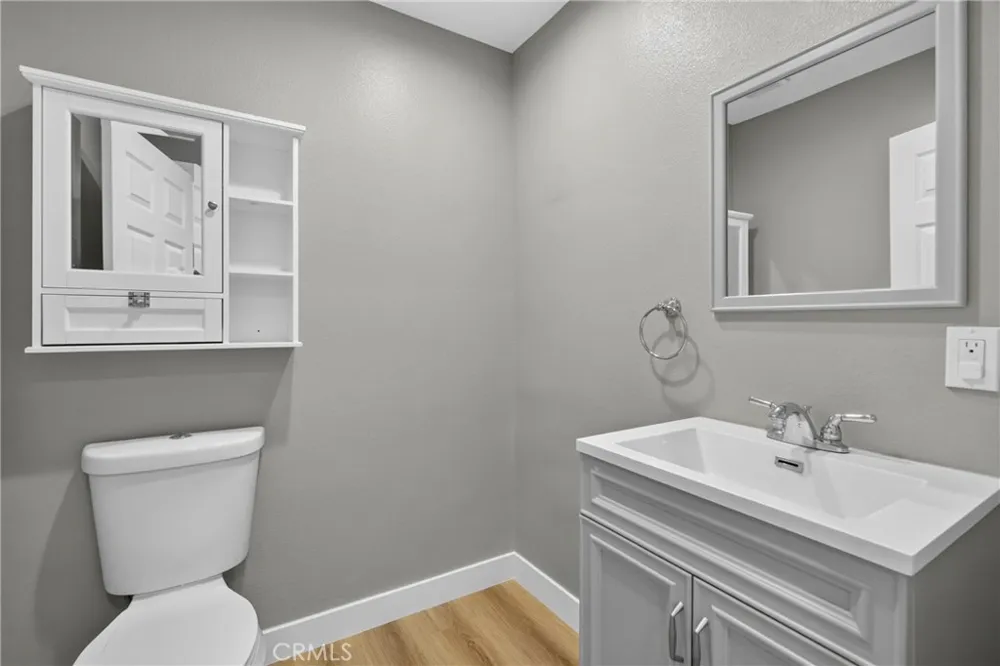 25906 Bellis Drive Valencia, CA 91355