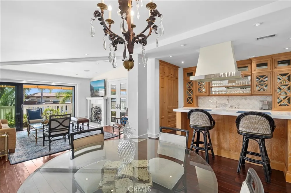 1030 Bayside Cove #702 Newport Beach, CA 92660