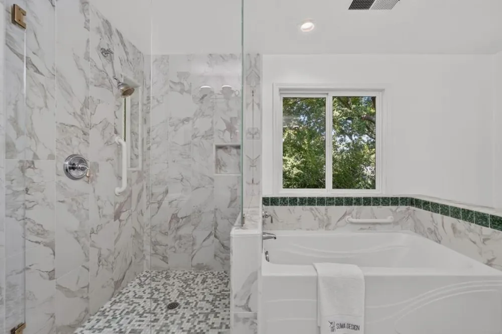 3050 Hastings Avenue Redwood City, CA 94061