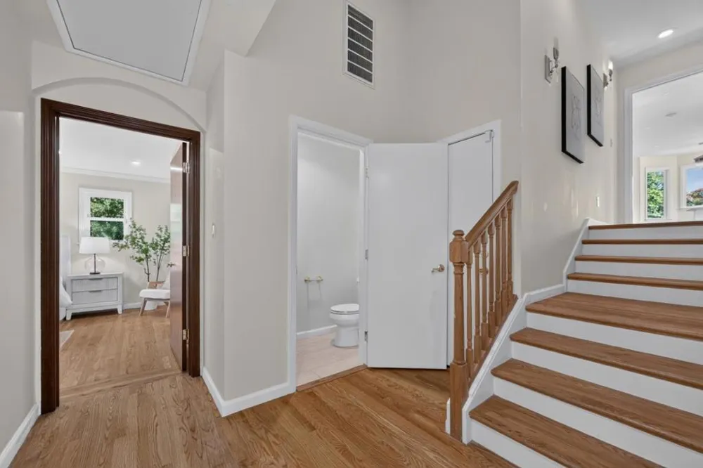 3050 Hastings Avenue Redwood City, CA 94061