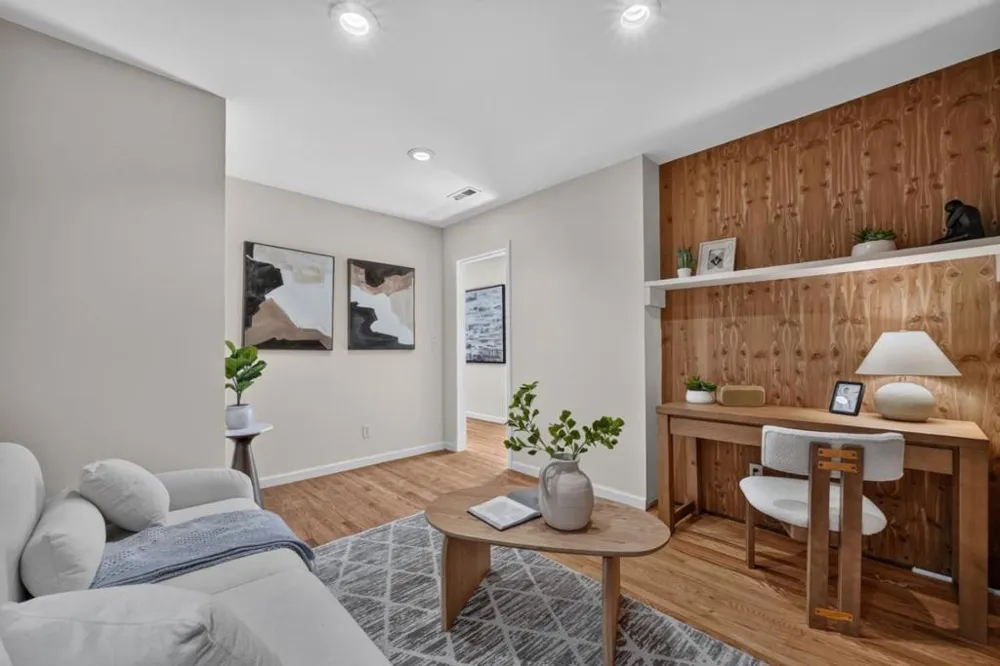 3050 Hastings Avenue Redwood City, CA 94061