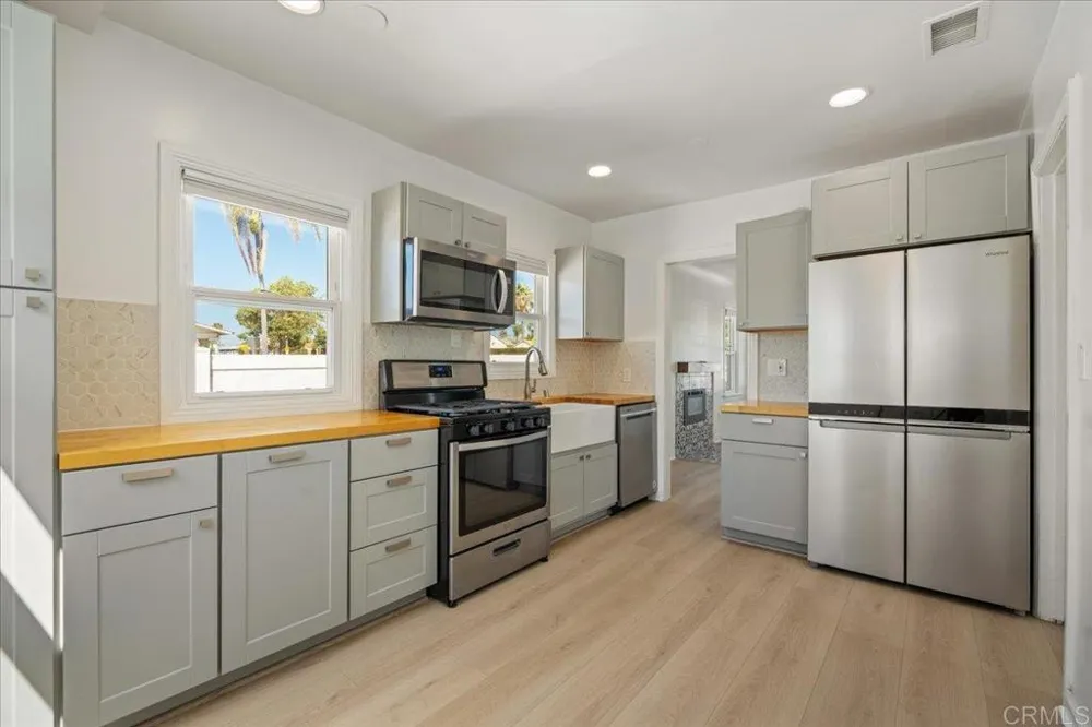 3703 Meade Avenue San Diego, CA 92116