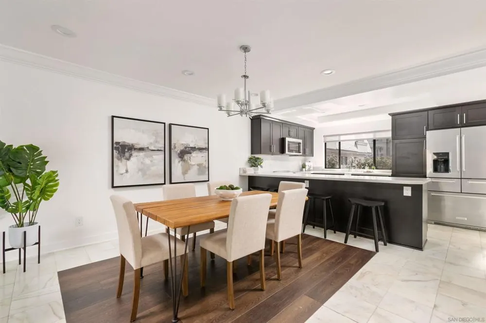 7977 Caminito Del Cid La Jolla, CA 92037