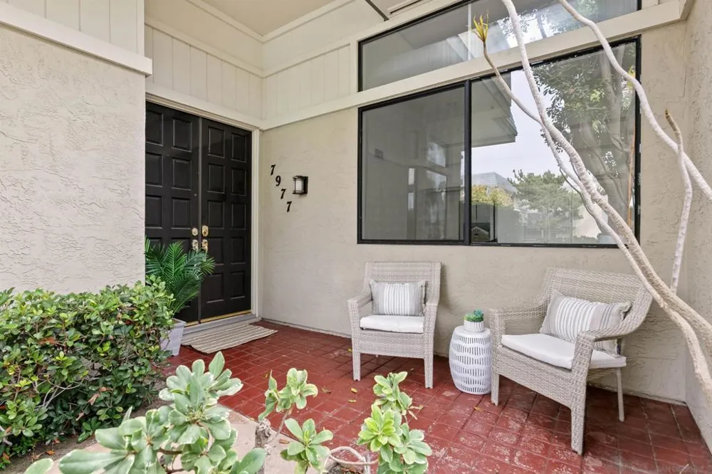 7977 Caminito Del Cid La Jolla, CA 92037