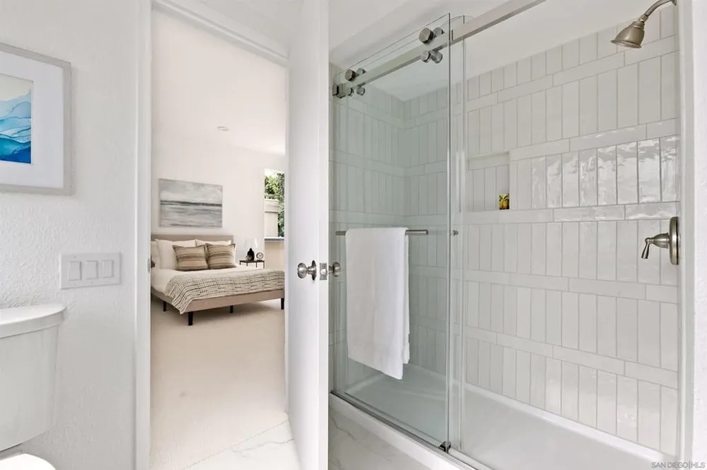 7977 Caminito Del Cid La Jolla, CA 92037