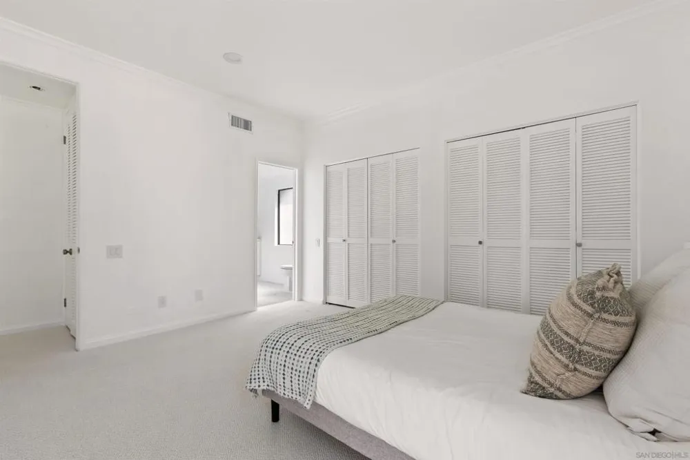 7977 Caminito Del Cid La Jolla, CA 92037