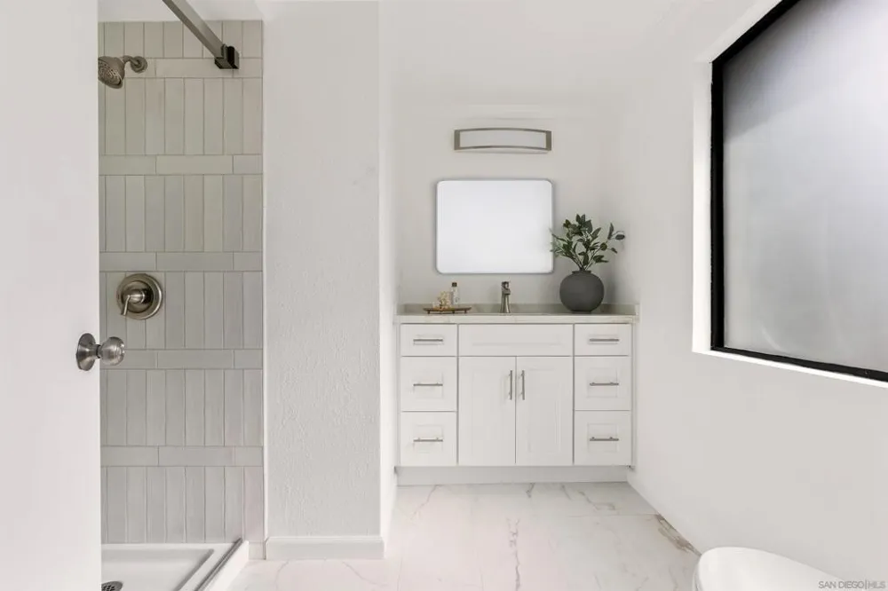 7977 Caminito Del Cid La Jolla, CA 92037