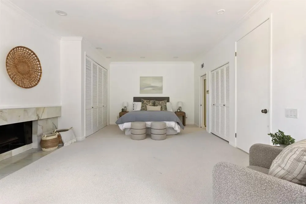 7977 Caminito Del Cid La Jolla, CA 92037