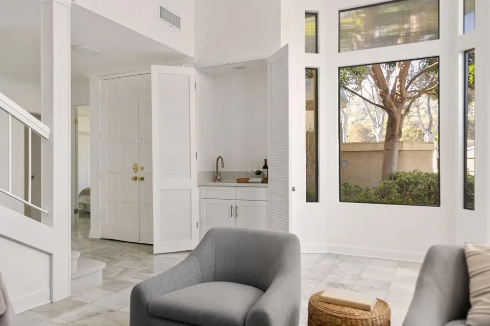 7977 Caminito Del Cid La Jolla, CA 92037