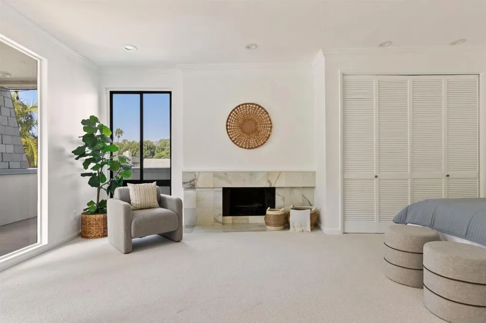 7977 Caminito Del Cid La Jolla, CA 92037