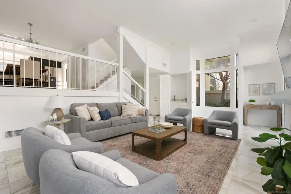7977 Caminito Del Cid La Jolla, CA 92037