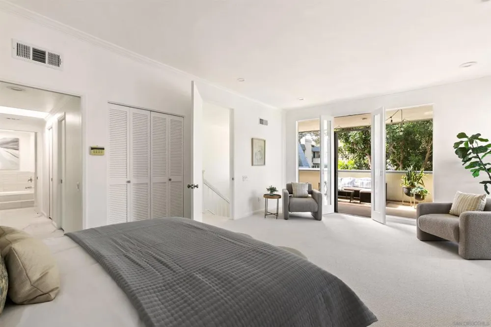 7977 Caminito Del Cid La Jolla, CA 92037