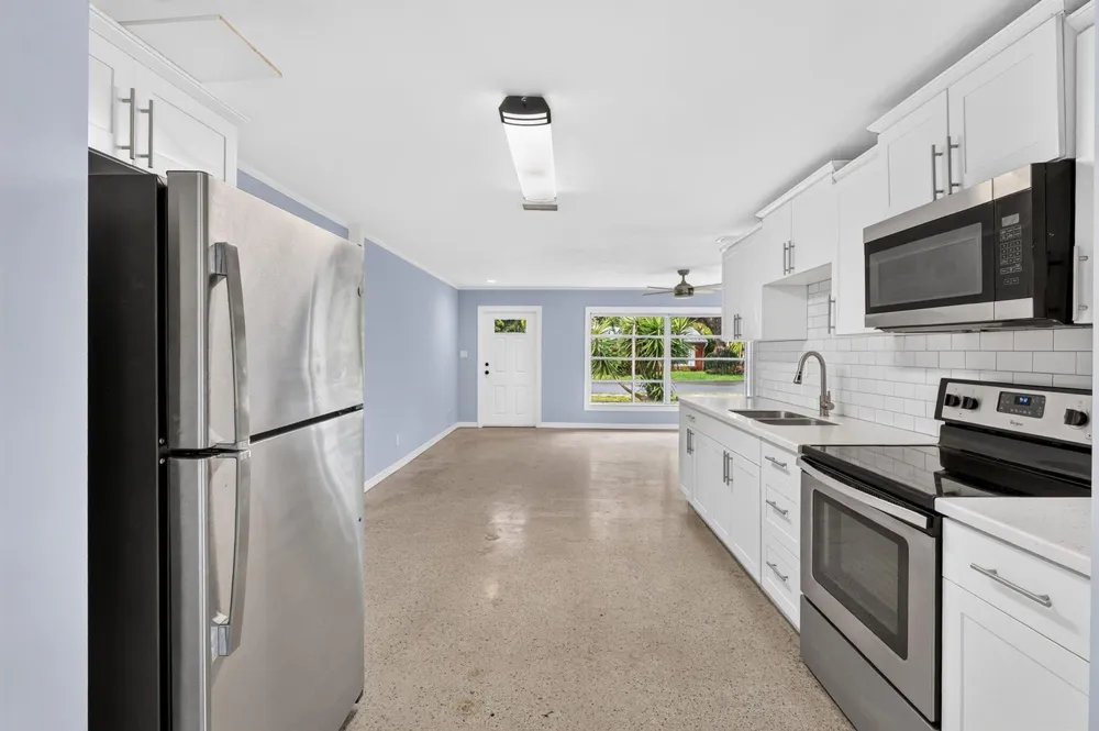 820 E 13TH STREET Stuart, FL 34994