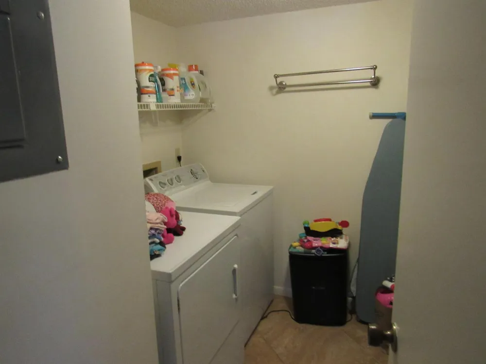 815 Sky Pine Way #A1 