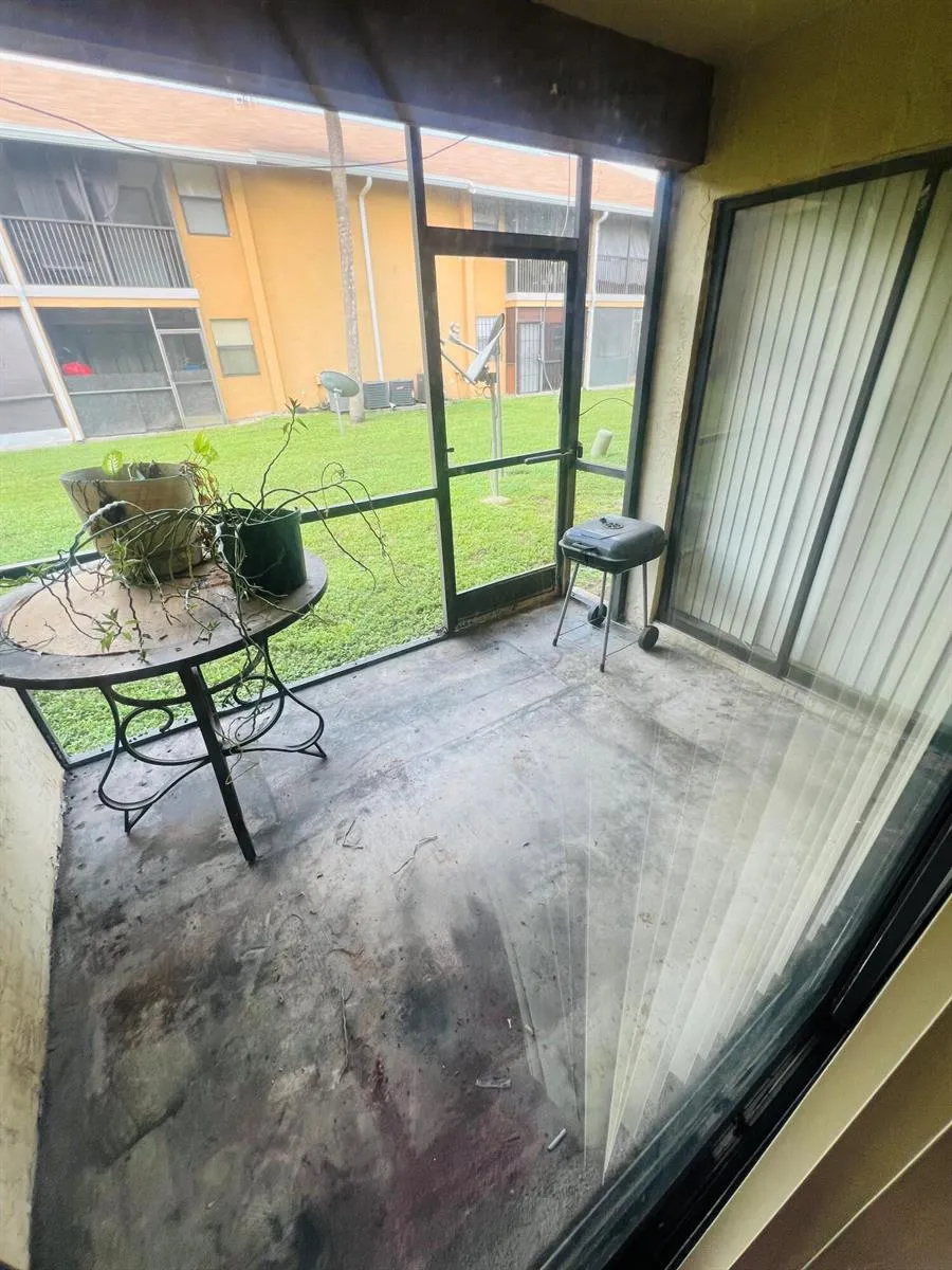 2491 NW 56th Avenue #103 Lauderhill, FL 33313