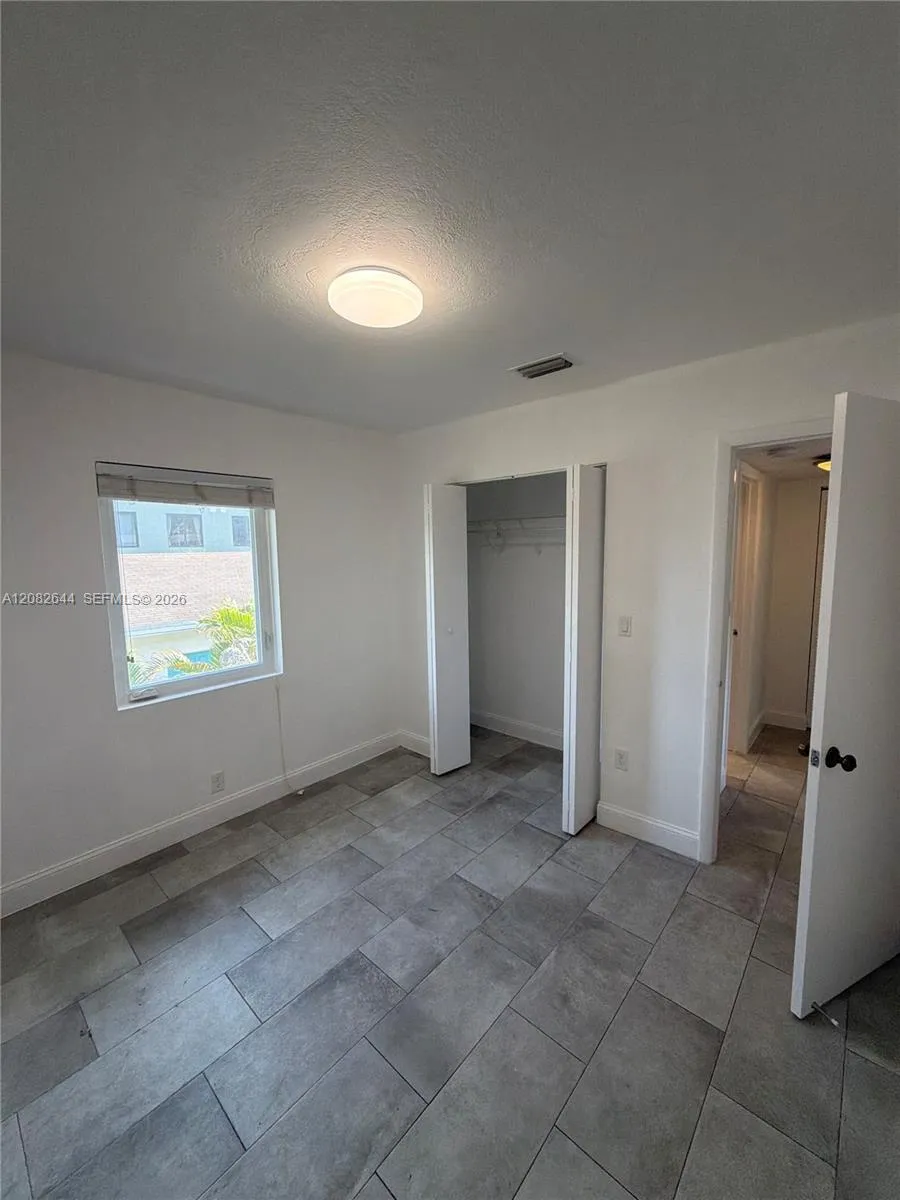 500 NW 35th St #5 Miami, FL 33127