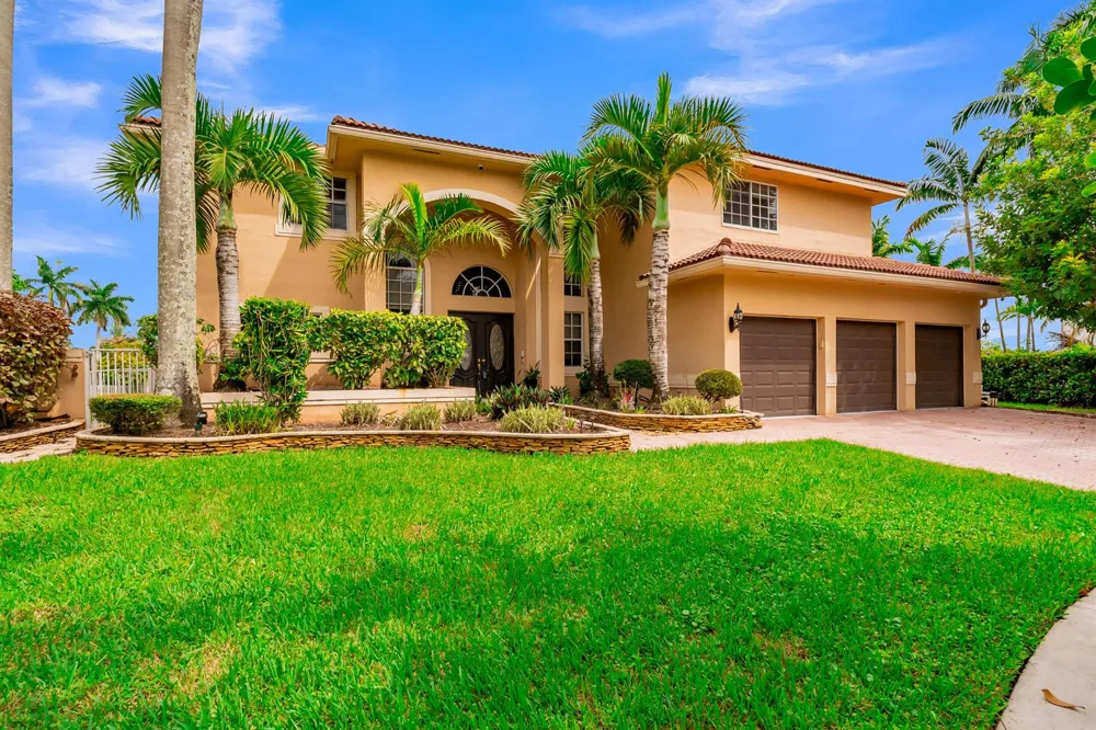 1333 SW 175th Way Pembroke Pines, FL 33029