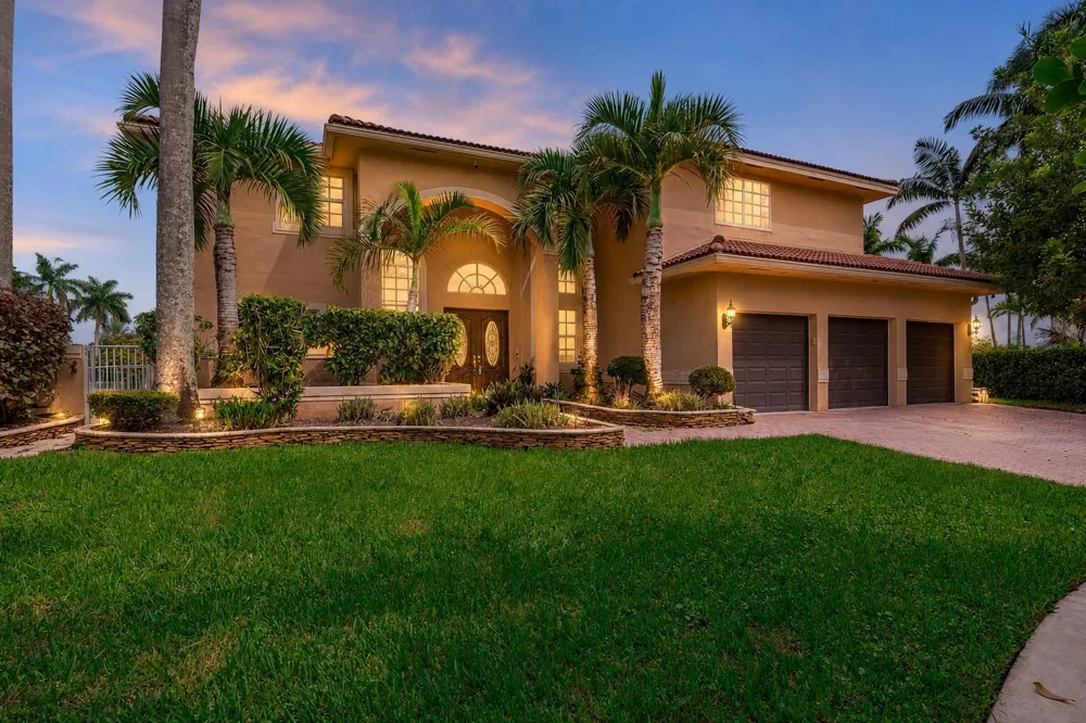 1333 SW 175th Way Pembroke Pines, FL 33029
