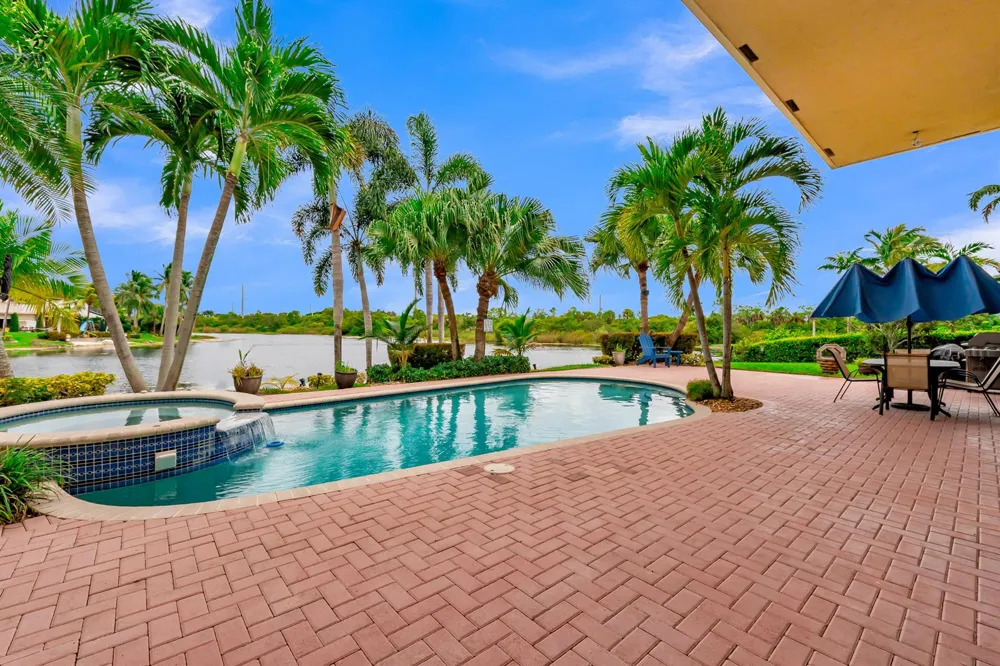 1333 SW 175th Way Pembroke Pines, FL 33029