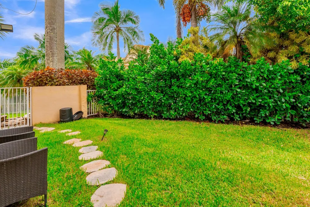 1333 SW 175th Way Pembroke Pines, FL 33029