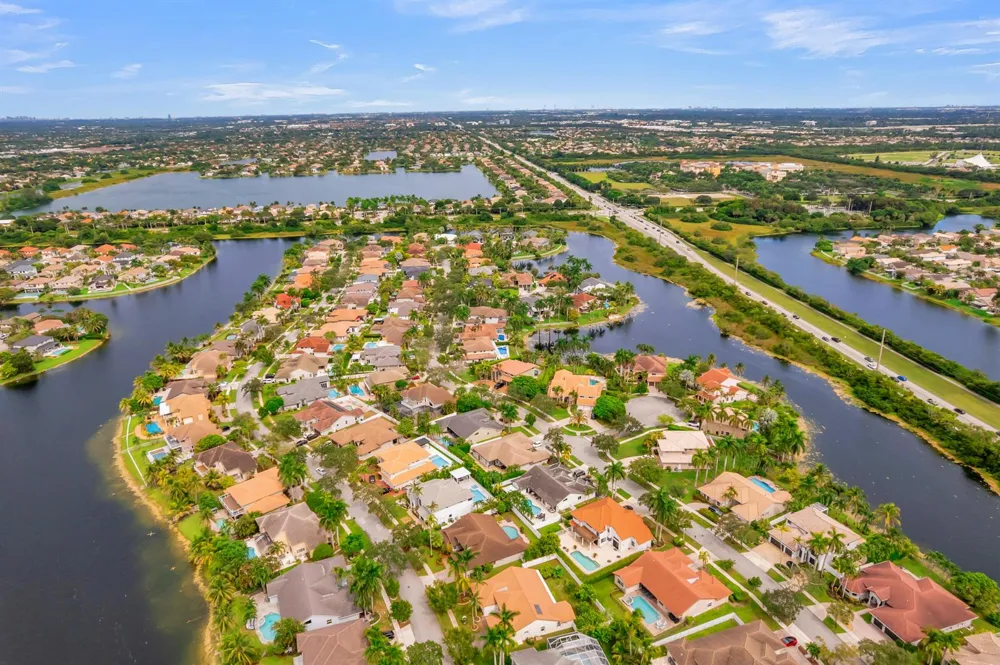 1333 SW 175th Way Pembroke Pines, FL 33029