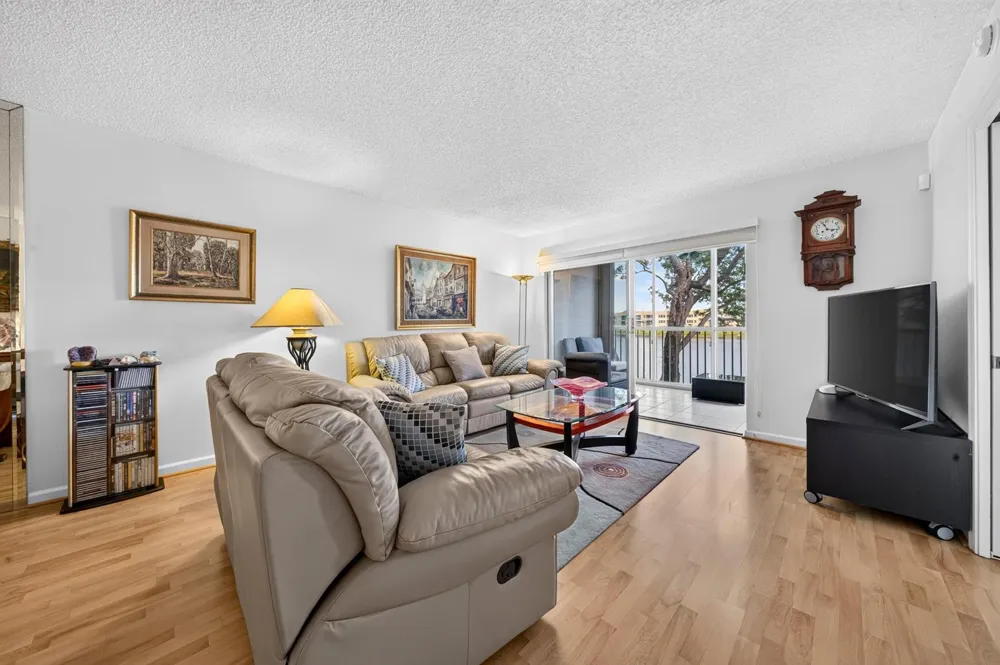 7348 DEVON DRIVE #203 Tamarac, FL 33321
