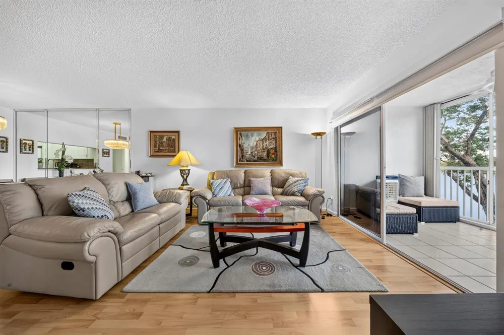 7348 DEVON DRIVE #203 Tamarac, FL 33321